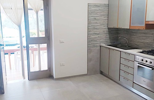 Montincello Apartamento | At Less Than 8 Minutes From a Sandy Beach