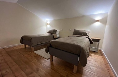 Colli al Volturno Cama Y Desayuno | At Peter's Shed, superior quadruple room with private bathroom
