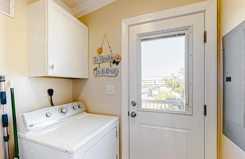 Atlantic Beach Casa | At the Beach