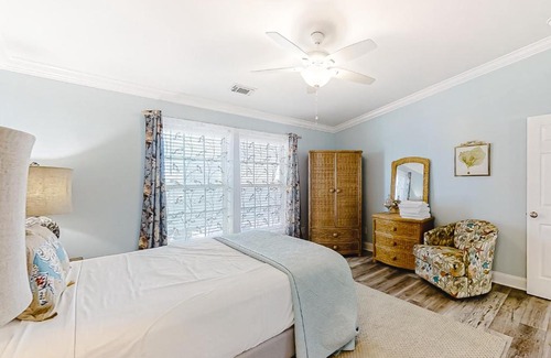 Atlantic Beach Casa | At the Beach