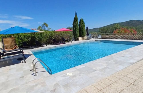 Corbere Casa | EN EL CHATEAU D'O LE CHATELET