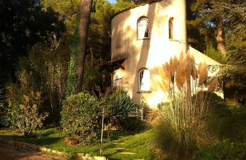 Chateauneuf-le-Rouge Casa | A los pies de la Sainte Victoire sitio a pocos kilómetros de Aix-en-Provence propiedad 1. 5HA