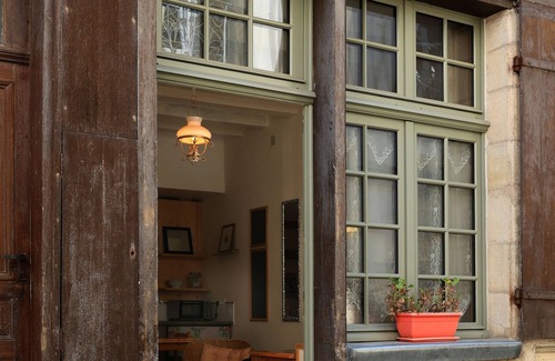 Loches Apartamento | At the foot of the royal city, in the pedestrian zone.
