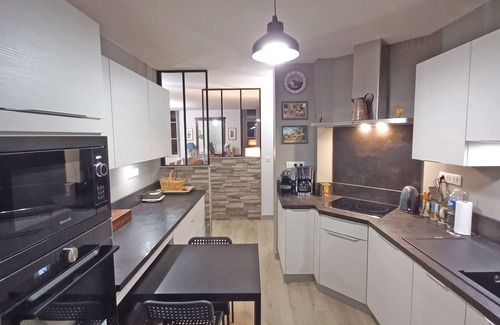Langres Apartamento | At the heart of the city, at the center of history, in an 18th-century residence