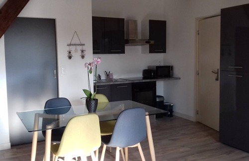 Gravelines Apartamento | En el corazón de las murallas: nuevo estudio en una residencia del castillo