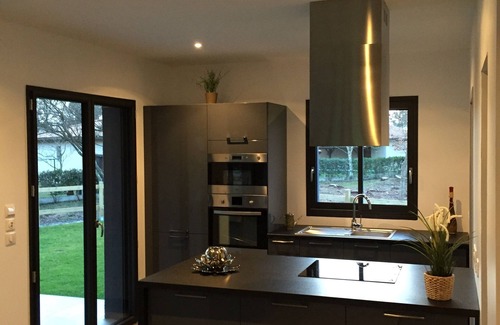 Hourtin Villa | En el lago de Hourtin, Nueva villa con jardín para 8 personas