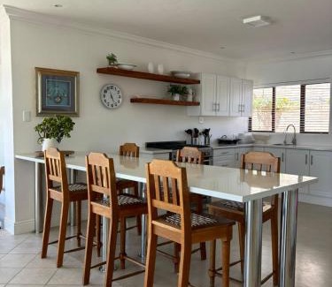 Jeffreys Bay Apartamento | At The Waves, Jeffrey's Bay