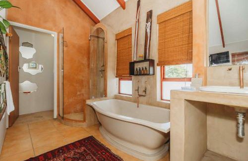 George Casa | Atello Guesthouse