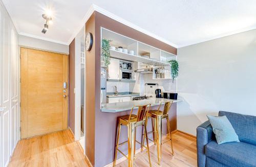 Las Condes Apartamento | Atenas Park 1D con Estacionamiento y Wifi
