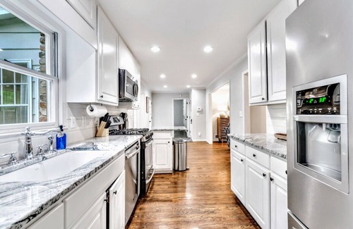 Windwood Casa | ATH - Dunwoody 5BR -Pet Friendly -Fenced (Bentbrk)