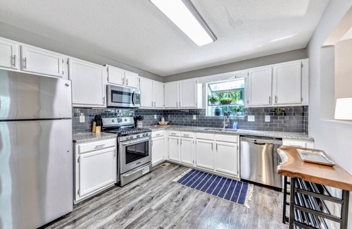 Kennesaw Casa | ATH - Kennesaw - 3BR - Pet Friendly - (4210)