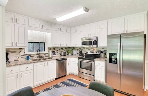 Marietta Casa | Conveniencia de East Cobb - Toda la casa - Capacidad para 10