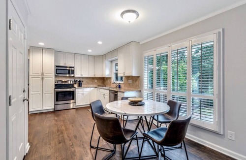 Dunwoody Casa | ATH - Swimming Pool -Fenced -Ranch -4BR (Vernon)