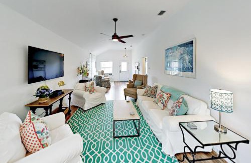 Butler Beach Casa | Athenas Cottage