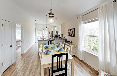 Butler Beach Casa | Athenas Cottage