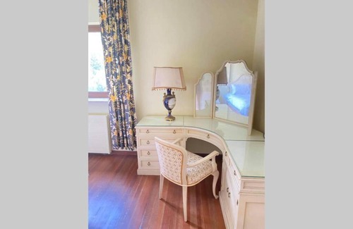 Palaio Psychiko Apartamento | Athenian Garden. Quality Duplex apartment for you!