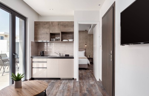 Gazi Casa | Athenian Spirit