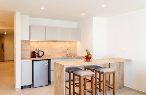 Dafni Apartamento | Athens Grec Suites - Dafni Bright Getaway
