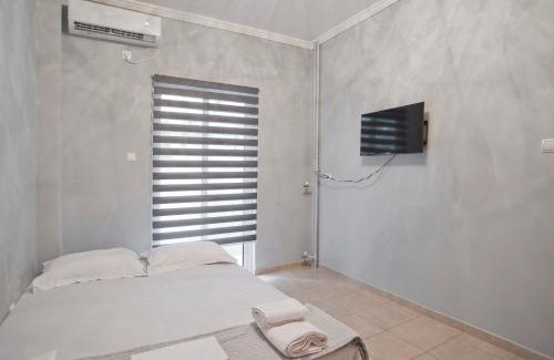 Agios Panteleimonas Apartamento | Athens Studio
