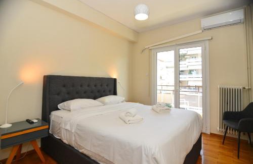 Palaio Faliro Apartamento | Athens stylish apt 2 min walk to the beach , tram