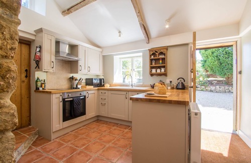 Ilminster Cabaña | Atherstone Farm Cottage - encantadora casa con techo de paja, capacidad para 4 personas en 2 habitaciones
