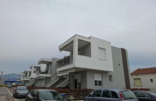 Paralia Ofryniou Apartamento | ATHINA