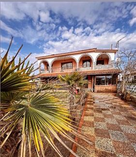 Neo Erasmio Villa | Athina Villa
