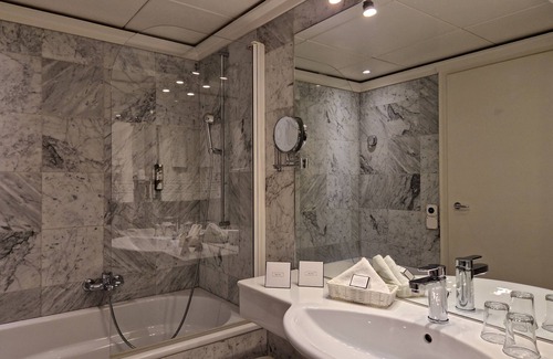 La Chaux-de-Fonds Hotel | Athmos Hotel