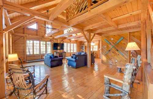 Athol Casa | Athol Cabin with Deck and Fire Pit, 10 Mi to Lake