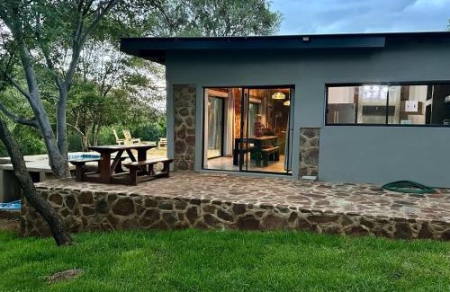 Mogale City Casa | Athule Inn - Cradle