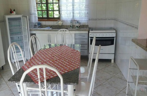 Atibaia Casa | Atibaia- casa en condominio con seguridad las 24 horas, ven a descansar con tu familia