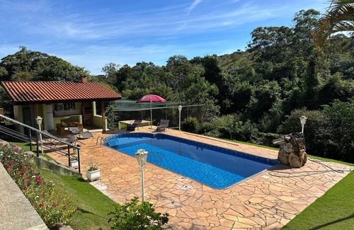 Atibaia Casa | Atibaia- casa en condominio con seguridad las 24 horas, ven a descansar con tu familia