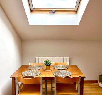Centro histórico de León Apartamento | Atico a 100m de la Catedral VUT-LE-830