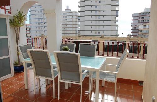 Torre del Mar Apartamento | Atico cerca del mar con vistas