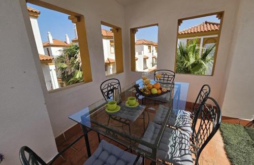 Zahara de los Atunes Apartamento | Atico con gran terraza y barbacoa en Zahara