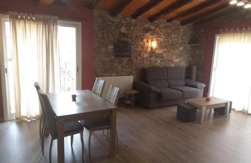 Llanca Apartamento | Atico en centro historico