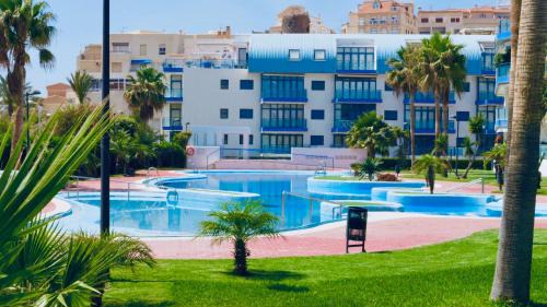 Castell de Ferro Apartamento | Atico lujo primera linea, terraza, piscina, parking