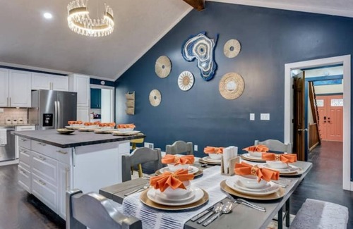 Lithonia Casa | ATL African Oasis Retreat with POOL!