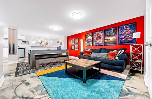 Atlanta Casa | ATL Cascade Oasis - Pool, Hot Tub, Arcades, Pool Table, 3900sq ft with 10 beds