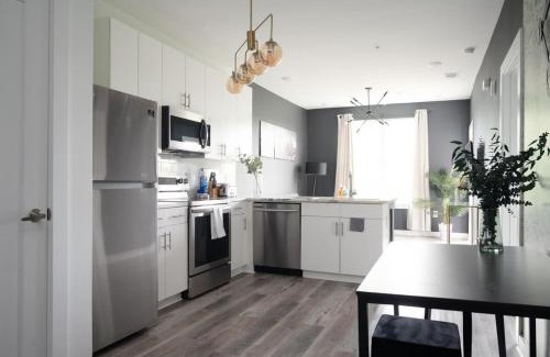 Old Fourth Ward Casa | ATL Downtown New-Built Roof-top balcony City View 525Pkwy