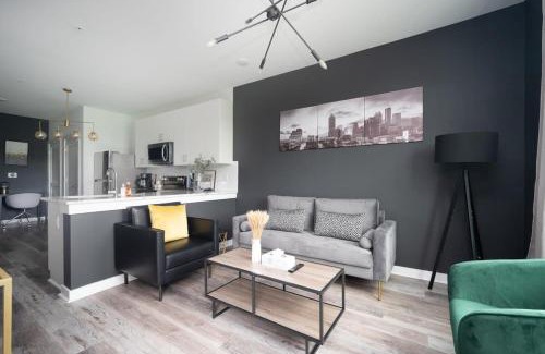 Old Fourth Ward Casa | ATL Downtown New-Built Roof-top balcony City View 525Pkwy