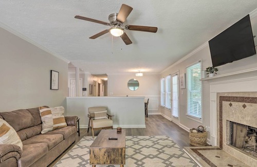 Collier Heights Casa | Atlanta Home w/ Fireplace < 7 Mi to Downtown!