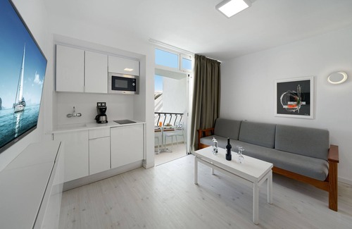 Playa del Inglés Apartamento | Atlantic Sun Beach - Gay Men Only