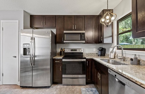 North Beach Casa | Atlantic Beach Getaway Modern 3 Bed 2 Bath