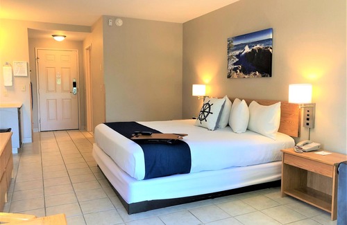 Bar Harbor Hotel | Atlantic Eyrie Lodge
