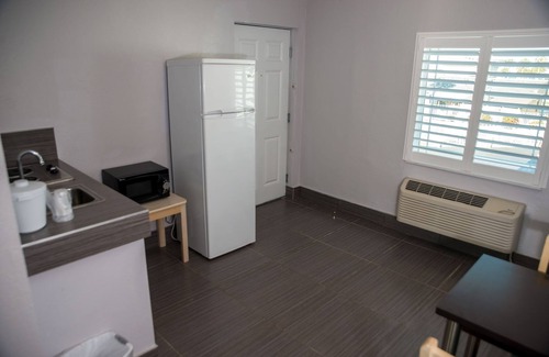 Indialantic Hotel | Atlantic Inn