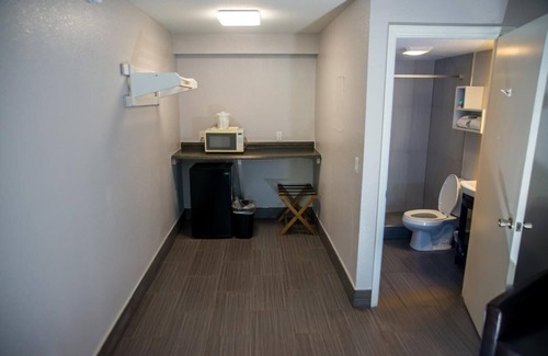 Indialantic Hotel | Atlantic Inn