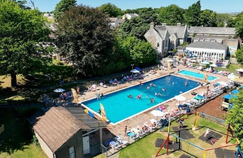 Saint Columb Major Cabaña | Atlantic Cottage, 28 Atlantic Reach, Newquay. RESERVE AHORA PARA 2017