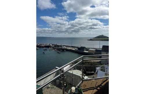 Ballycotton Casa | Atlantic Views & Irish Charm