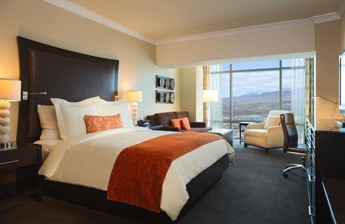 Reno/Tahoe Airport Hotel | Atlantis Casino Resort and Spa